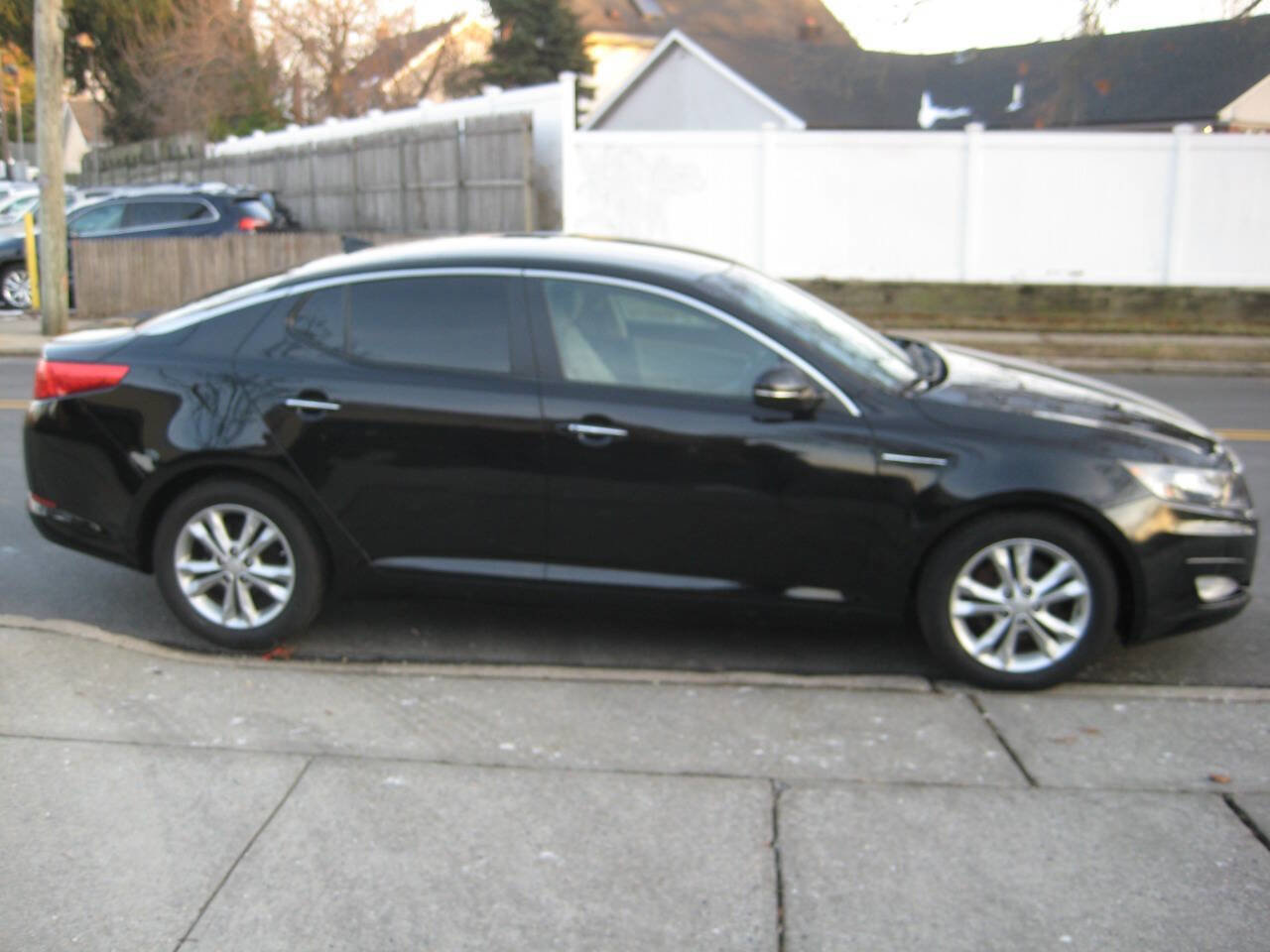 Used 2013 Kia Optima EX image 4