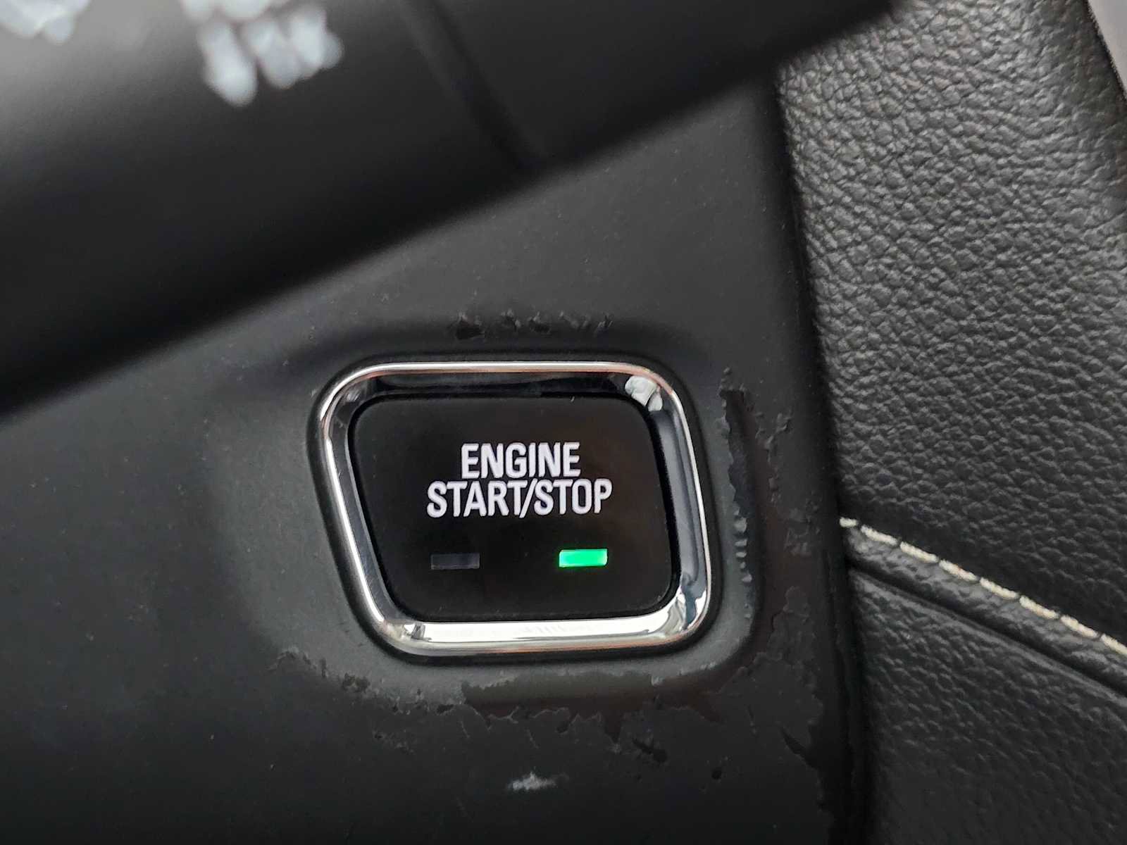 Used 2022 GMC Acadia Denali w/ Denali Ultimate Package image 30