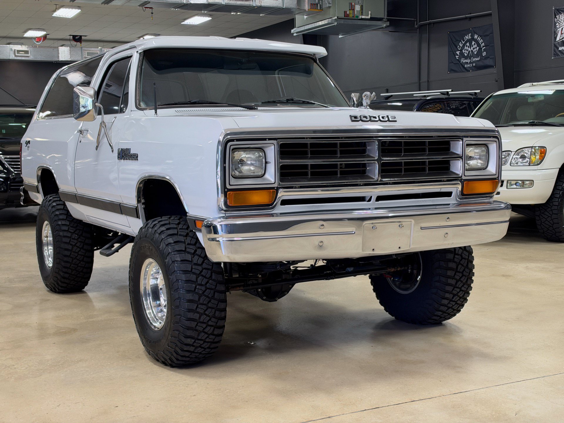 Used 1987 Dodge Ramcharger 4WD image 5