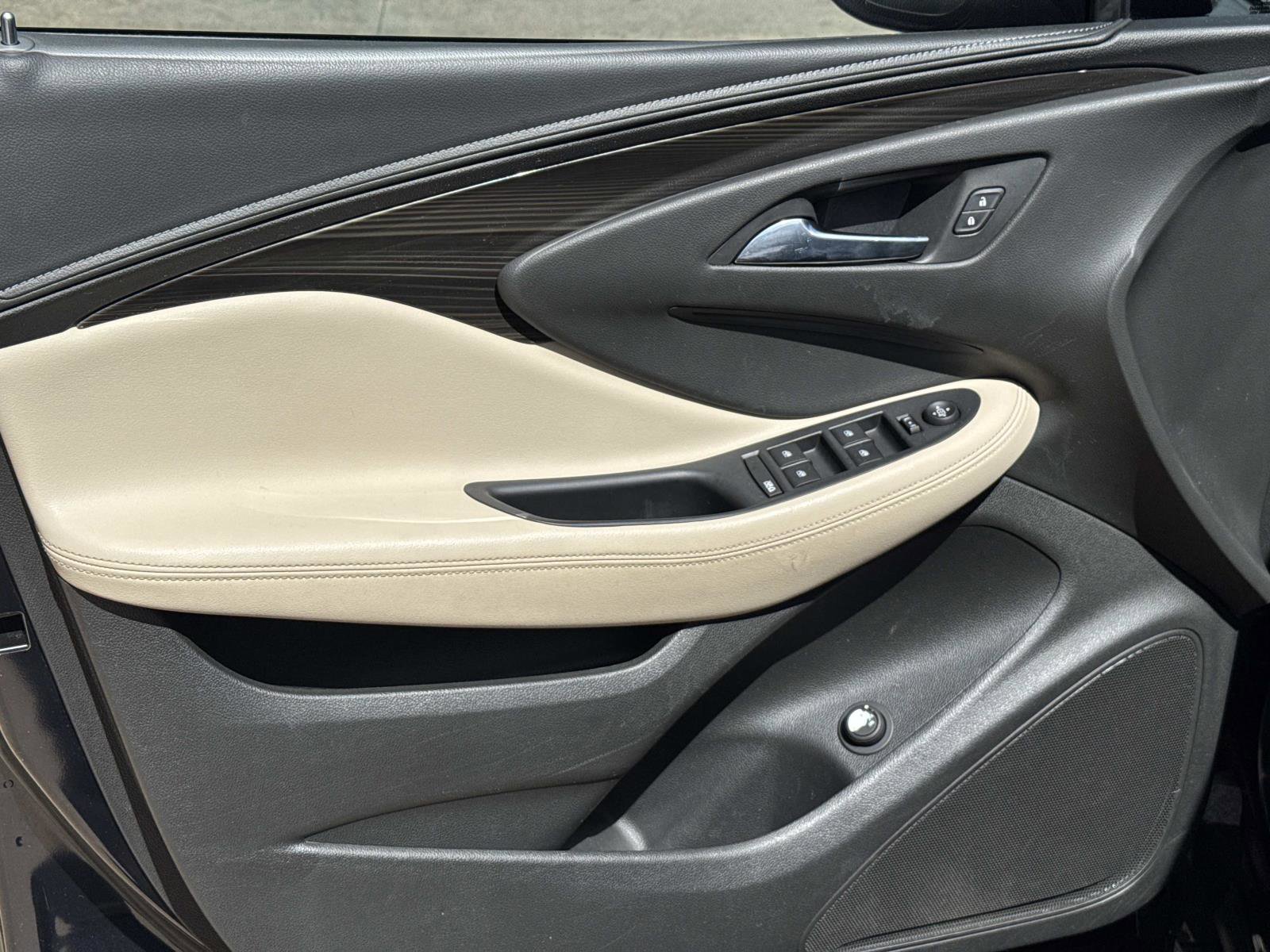 Used 2020 Buick Envision Preferred image 17