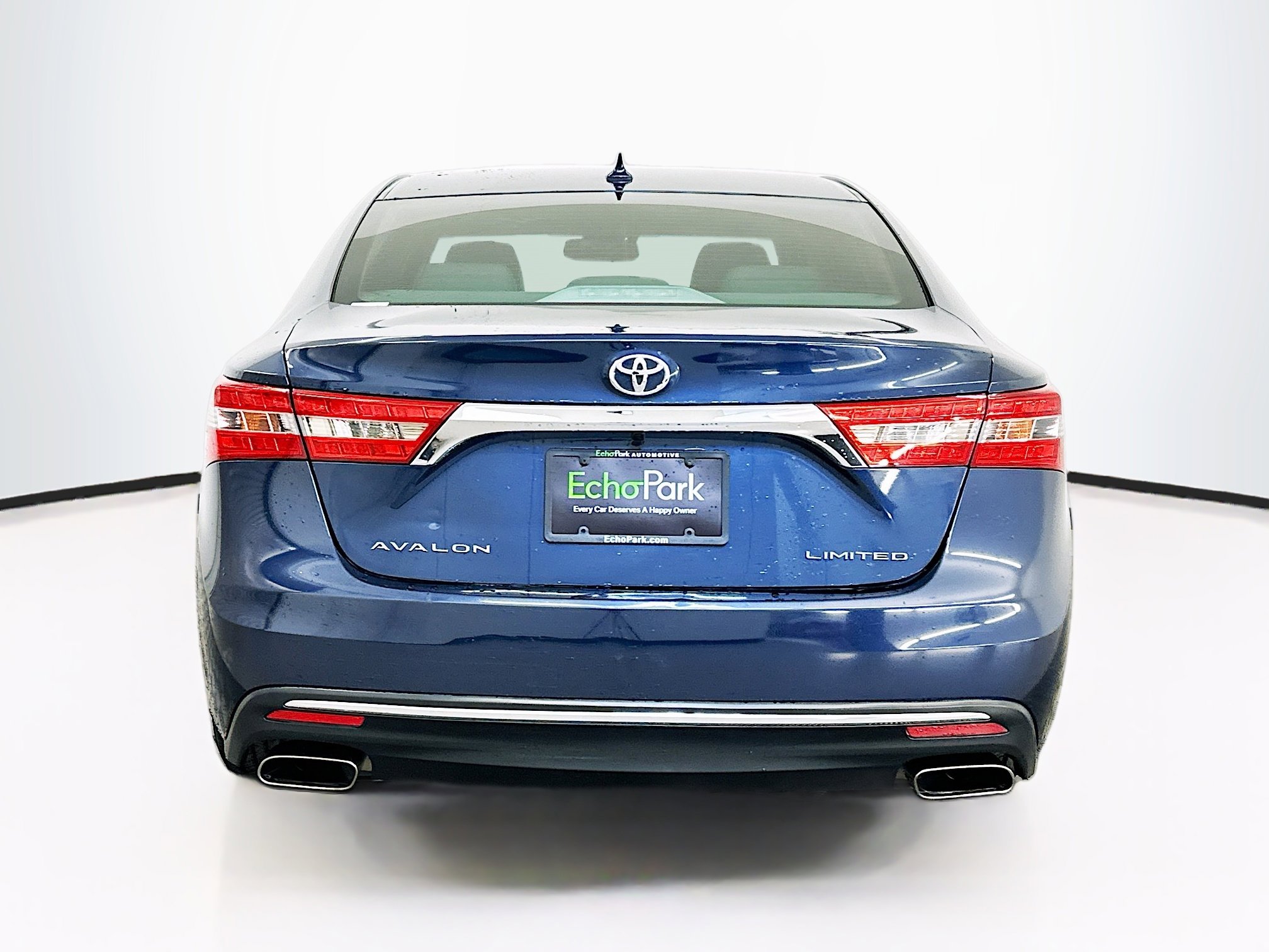 Used 2016 Toyota Avalon Limited image 7
