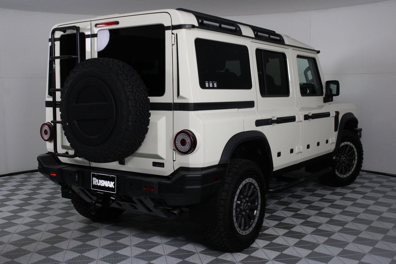Used 2025 INEOS Grenadier AWD/4WD image 6