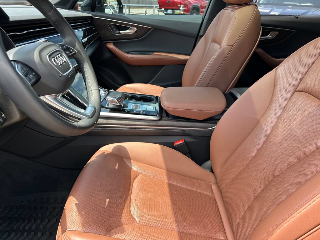 Used 2021 Audi Q7 3.0T Prestige AWD/4WD image 11
