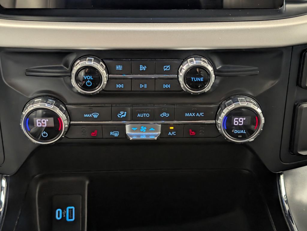 Certified 2021 Ford F150 XLT w/ Equipment Group 302A High image 15