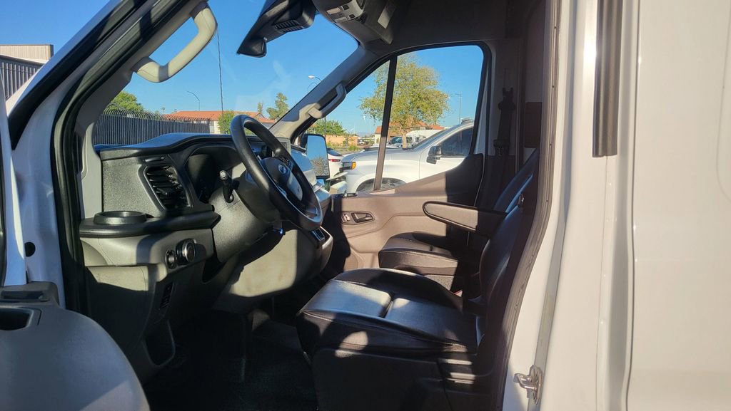 Used 2023 Ford Transit 250 Medium Roof w/ Load Area Protection Package RWD image 19