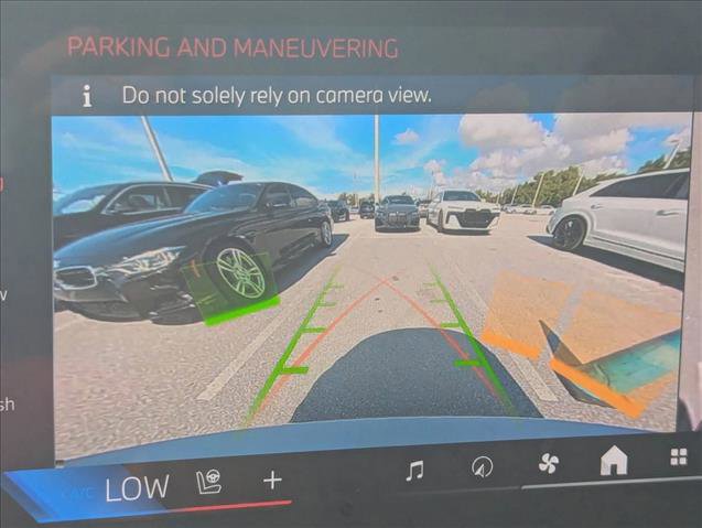 Used 2026 BMW 330i Sedan w/ Convenience Package image 12