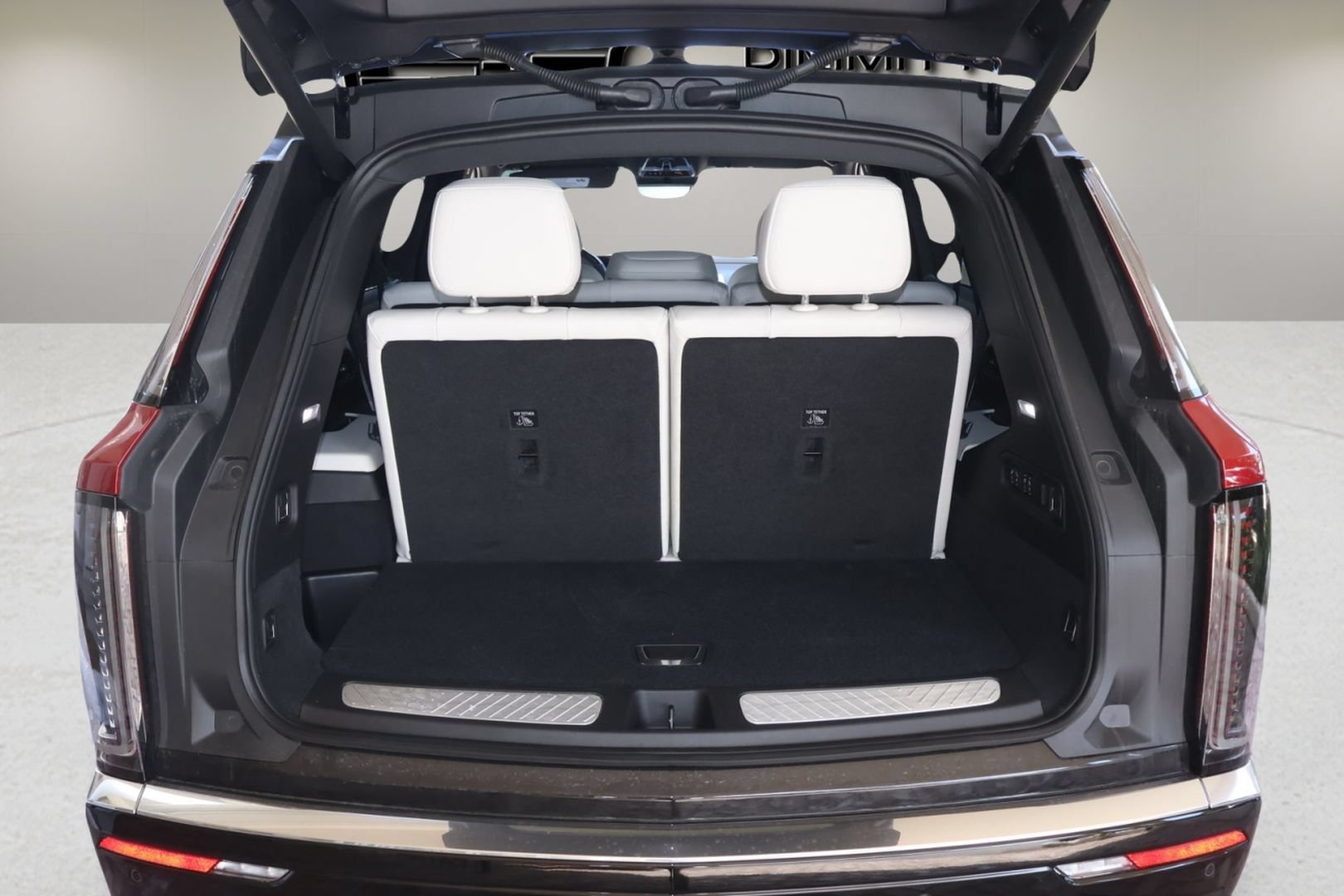 New 2026 Cadillac Vistiq Luxury AWD/4WD image 17