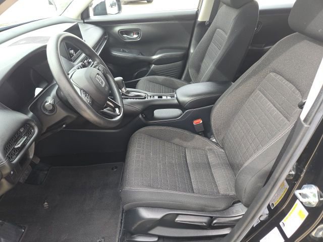 Used 2025 Honda HR-V LX image 12