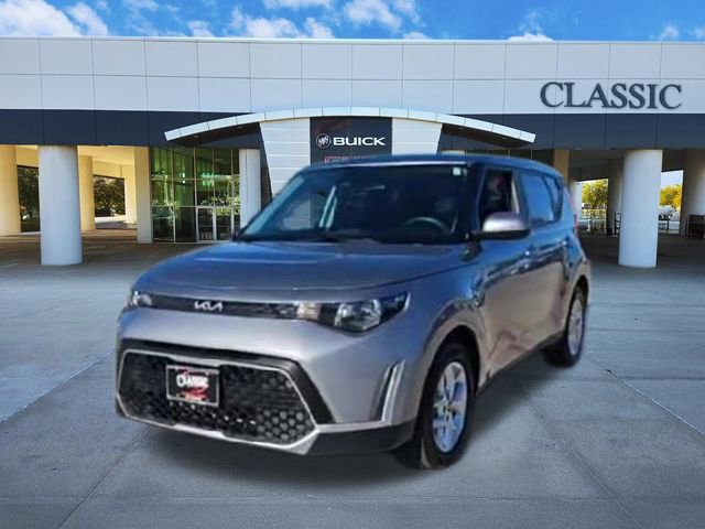 Used 2024 Kia Soul LX w/ Option Group 015 image 3