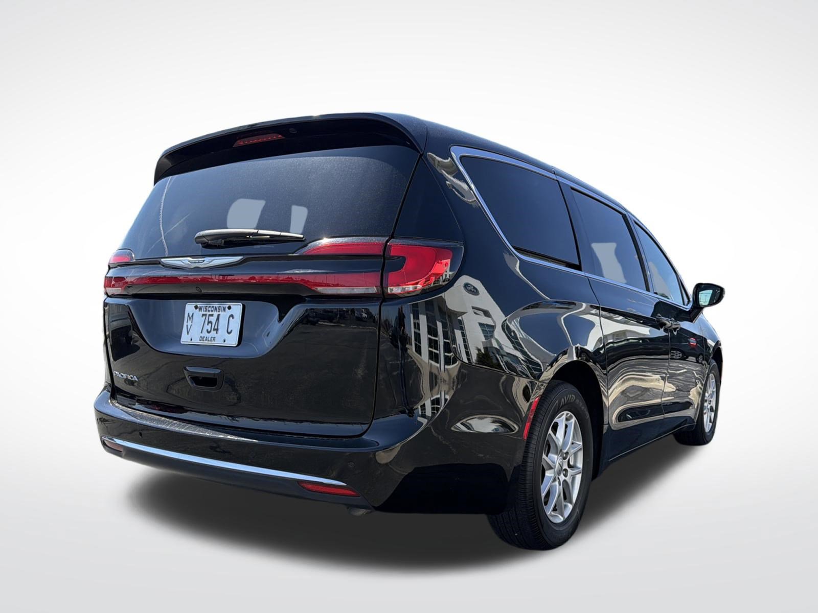 Used 2025 Chrysler Pacifica Select FWD image 15