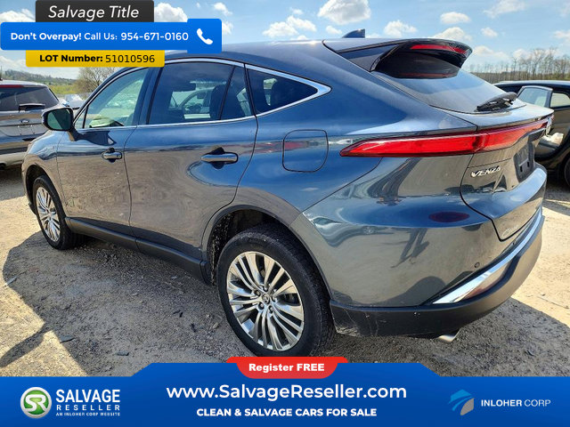 Used 2021 Toyota Venza Limited w/ Advanced Technology Package AWD/4WD image 3