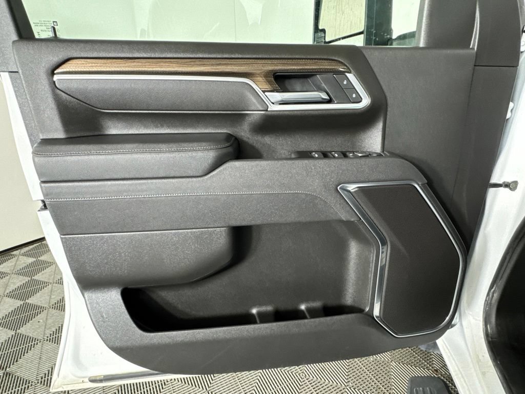 Certified 2025 Chevrolet Silverado 2500 LT w/ Convenience Package AWD/4WD image 34