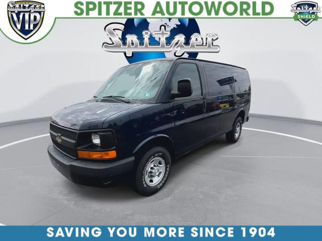 Used 2015 Chevrolet Express 2500 RWD image 4