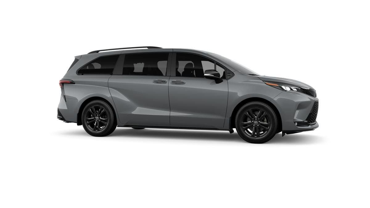 New 2026 Toyota Sienna XSE image 13