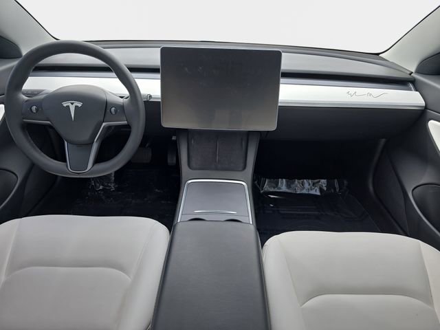 Used 2021 Tesla Model 3 Standard Range Plus image 10