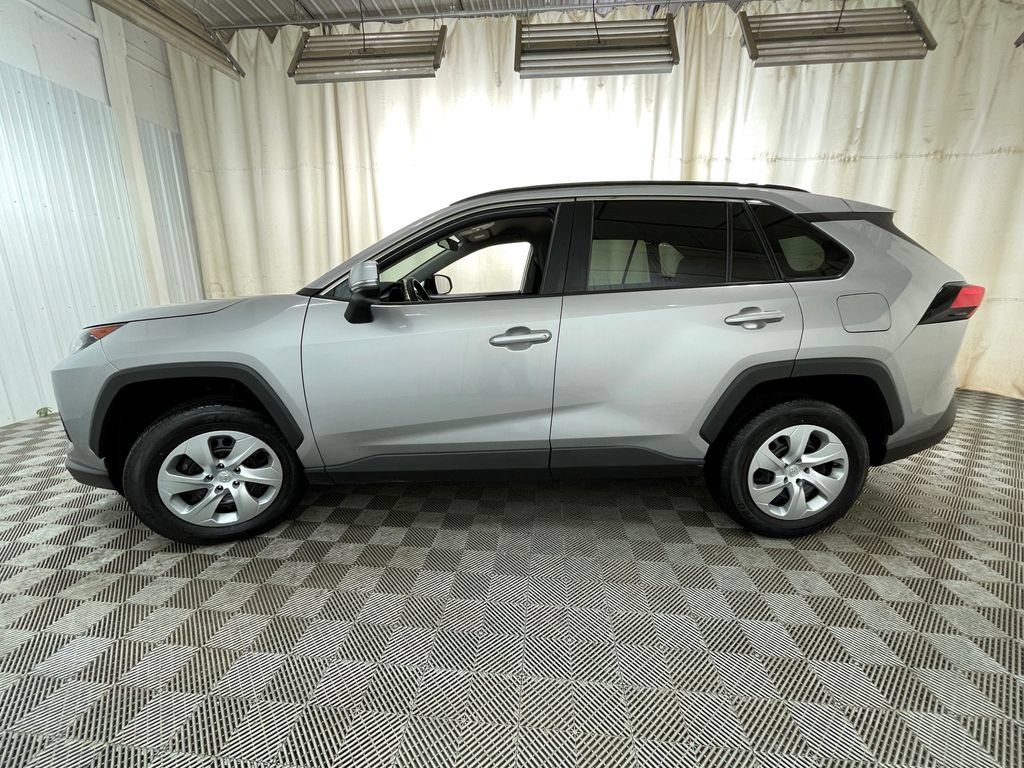 Used 2019 Toyota RAV4 LE w/ All Weather Liner Package AWD/4WD image 12