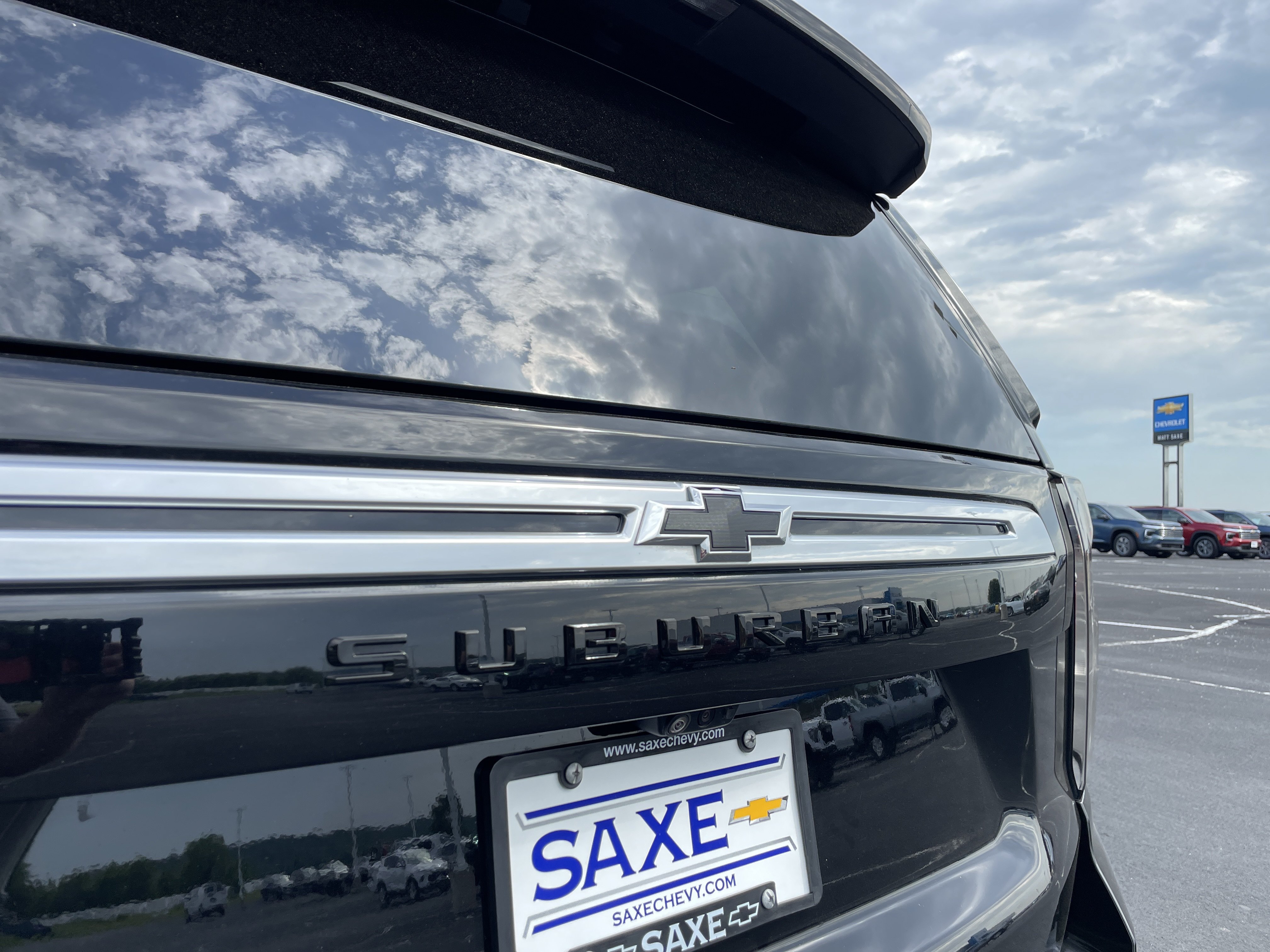 Used 2023 Chevrolet Suburban High Country AWD/4WD image 29