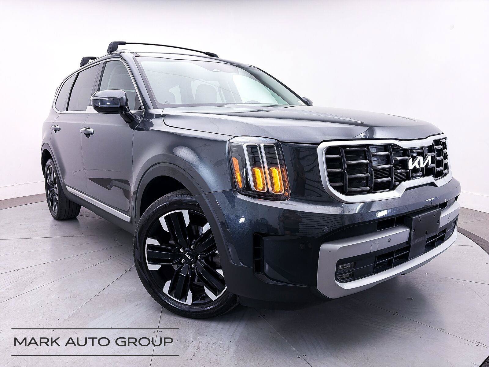 Used 2024 Kia Telluride SX