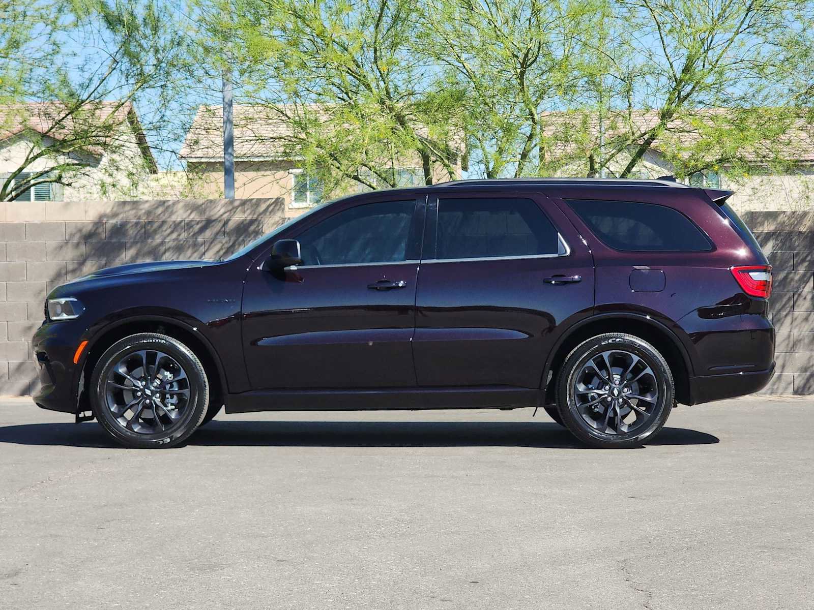 Used 2025 Dodge Durango R/T w/ Blacktop Package image 6