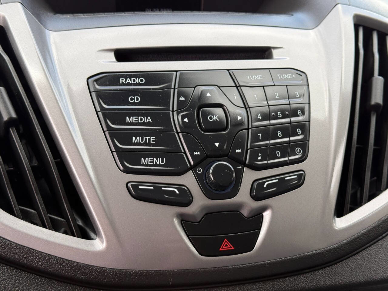 Used 2019 Ford Transit 350 XLT RWD image 22