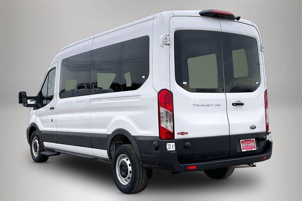 Used 2024 Ford Transit 250 148 Medium Roof w/ Upfitter Package RWD image 4