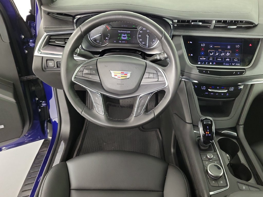 Certified 2023 Cadillac XT5 Luxury FWD image 16