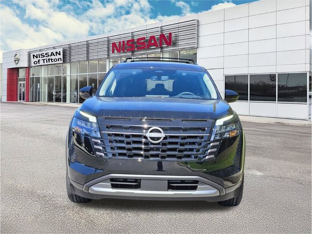 New 2026 Nissan Pathfinder Platinum w/ Cargo Package image 2