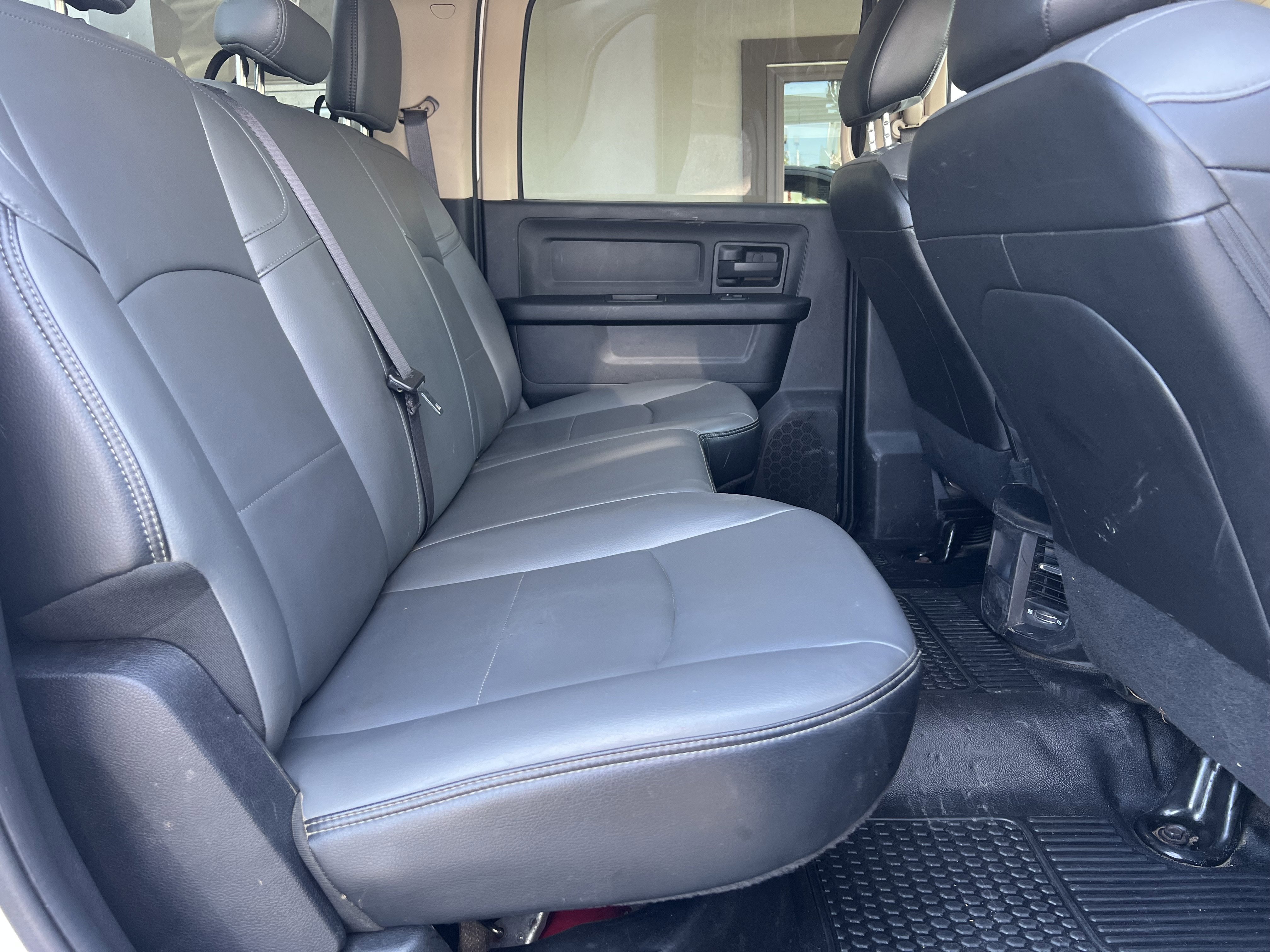 Used 2019 RAM 5500 Tradesman w/ Chrome Appearance Group image 15
