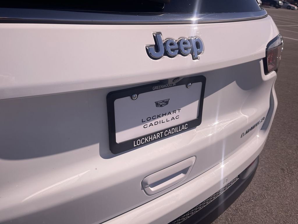 Used 2024 Jeep Compass Limited image 14