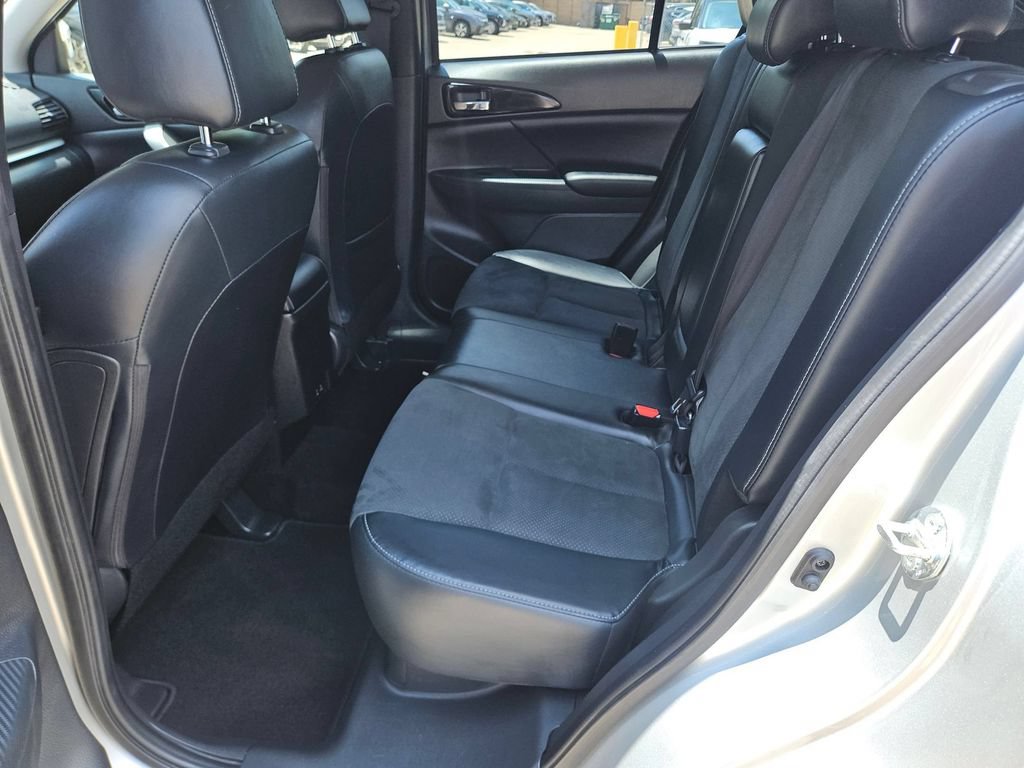 Used 2025 Mitsubishi Eclipse Cross SE AWD/4WD image 27