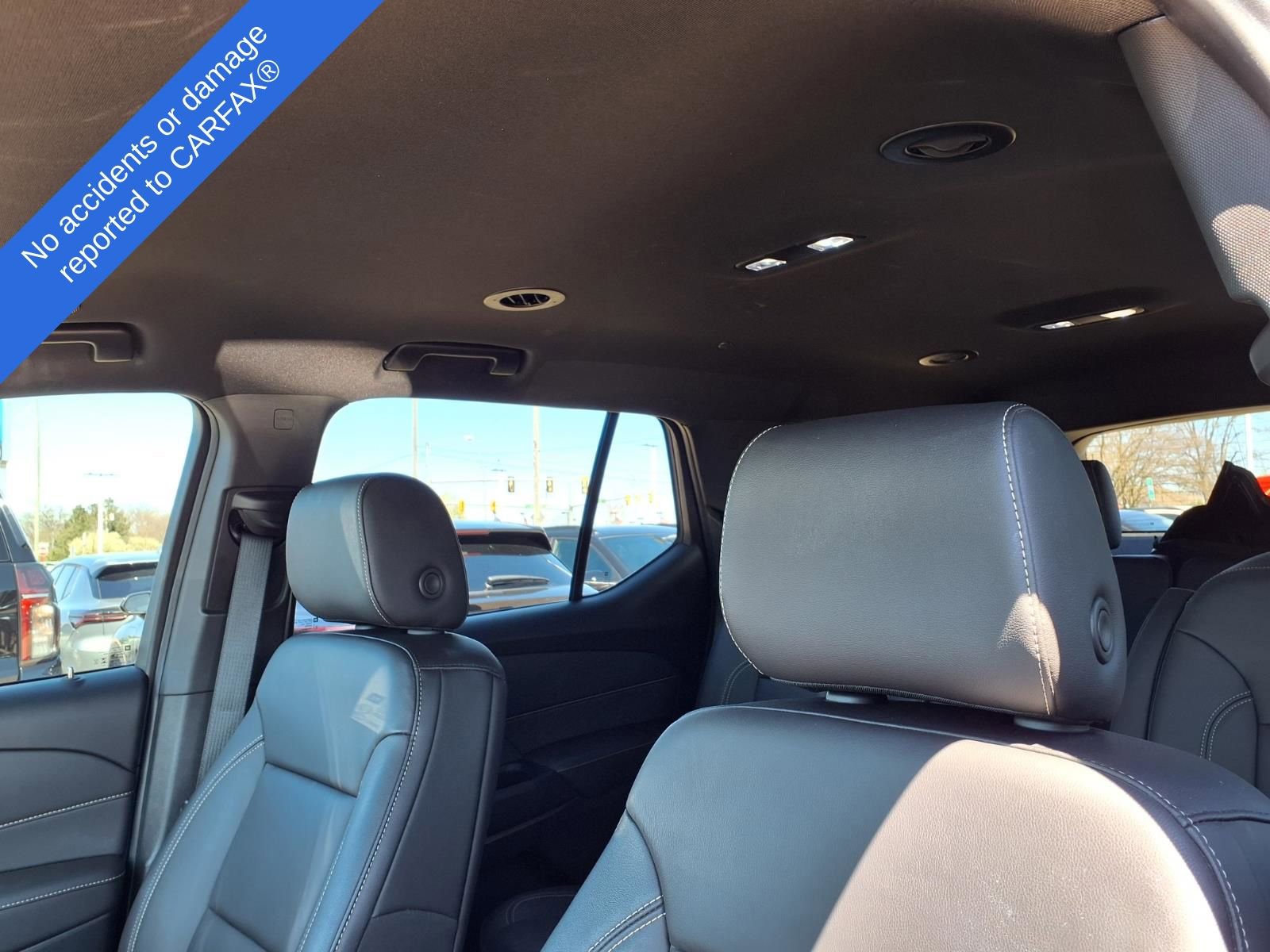 Used 2023 Chevrolet Traverse LT image 19