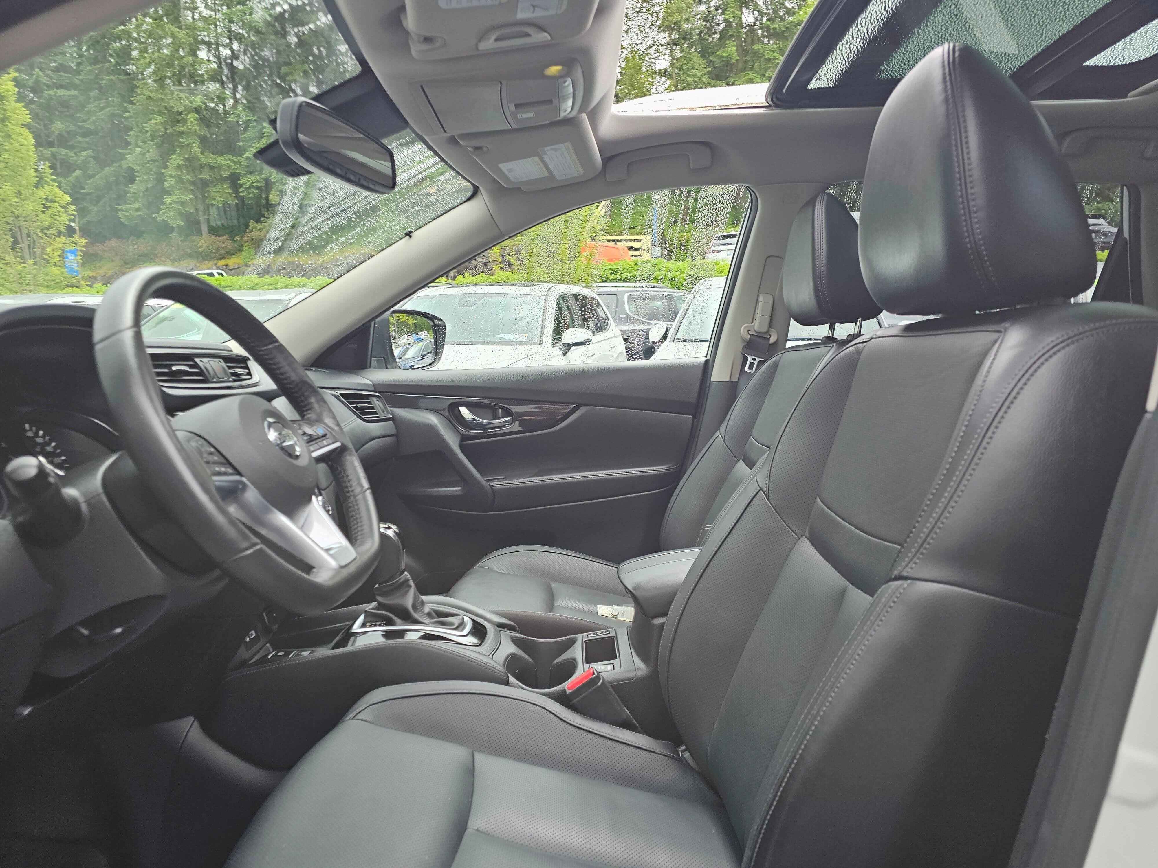 Used 2018 Nissan Rogue SL AWD/4WD image 23