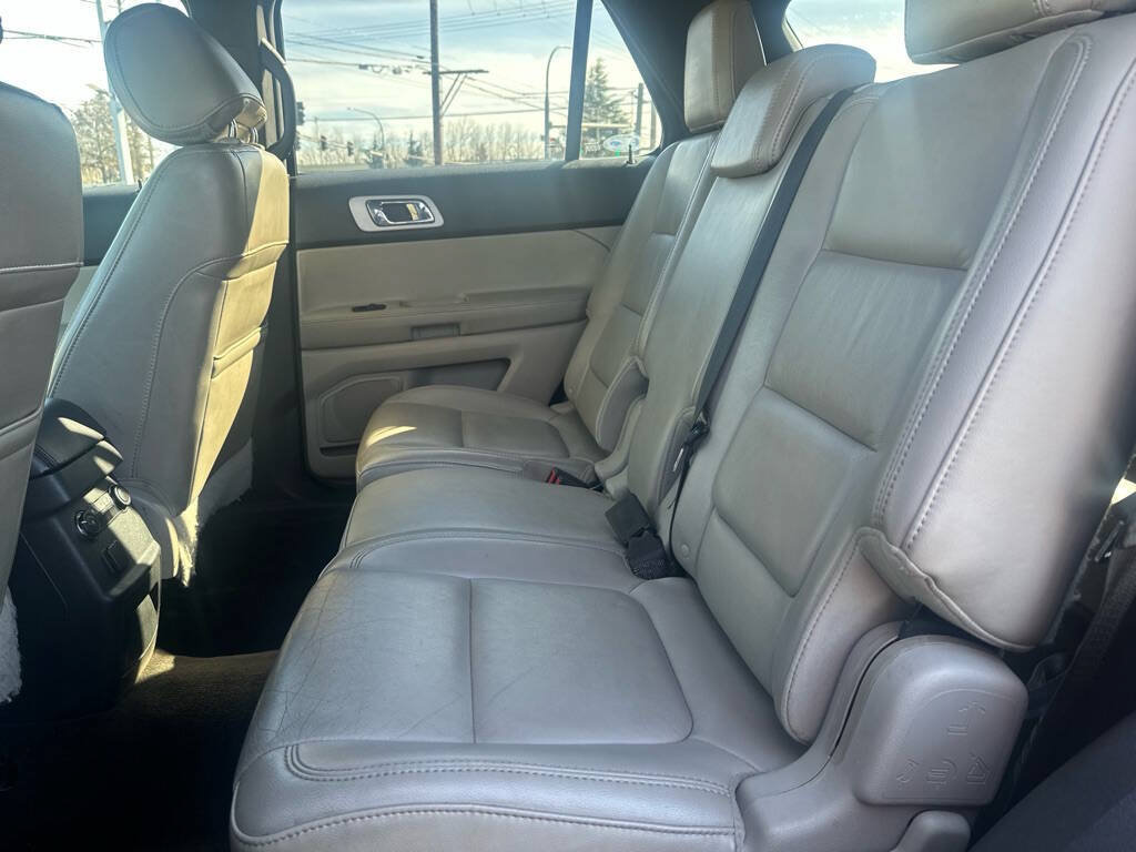 Used 2012 Ford Explorer XLT AWD/4WD image 20