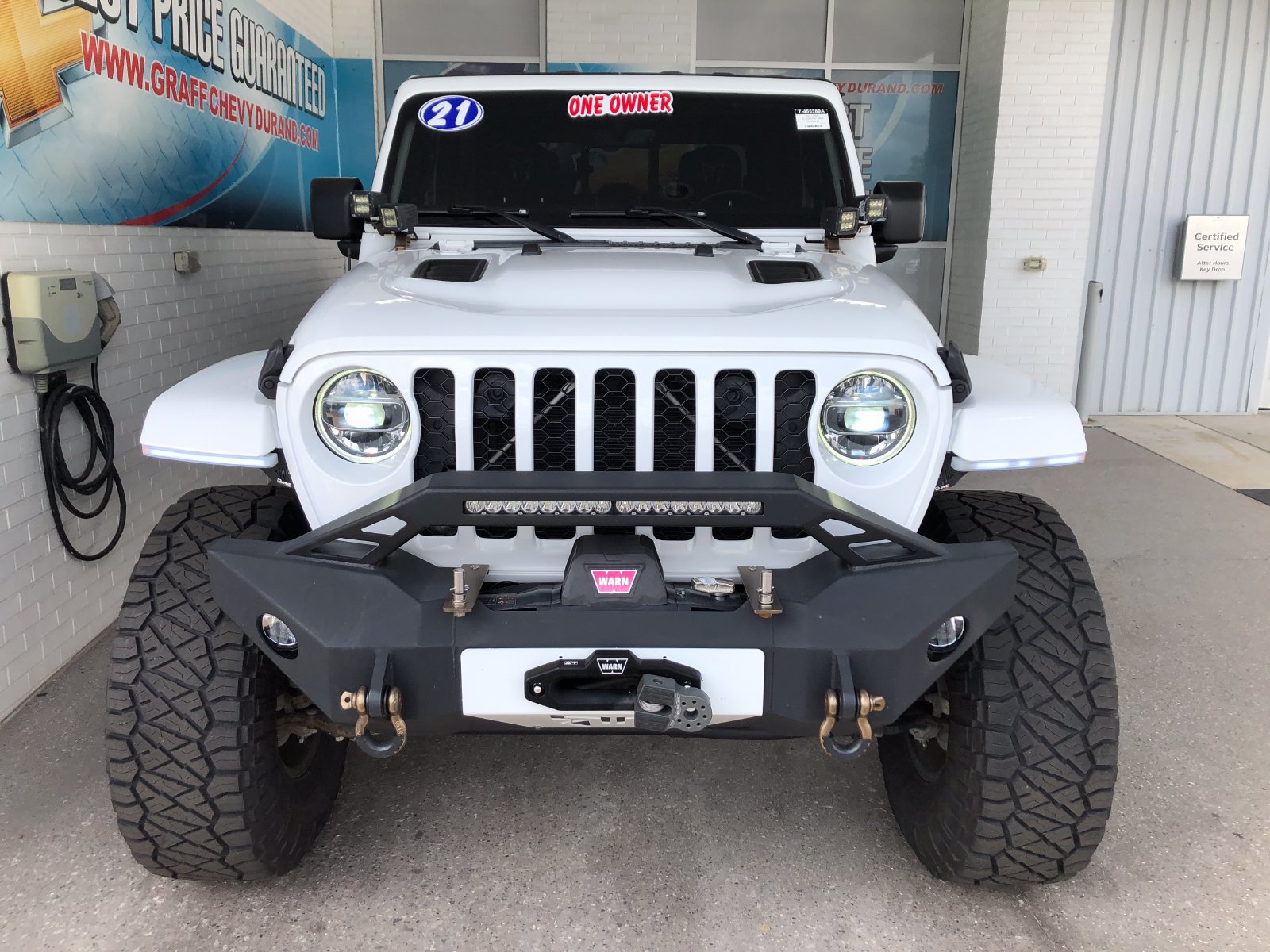 Used 2021 Jeep Gladiator Sport AWD/4WD image 2