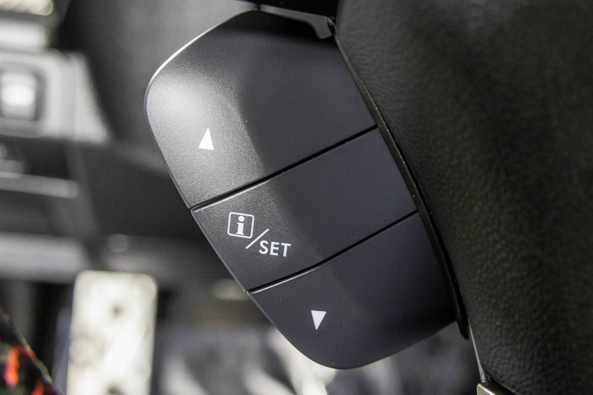Used 2015 Subaru WRX AWD/4WD image 32