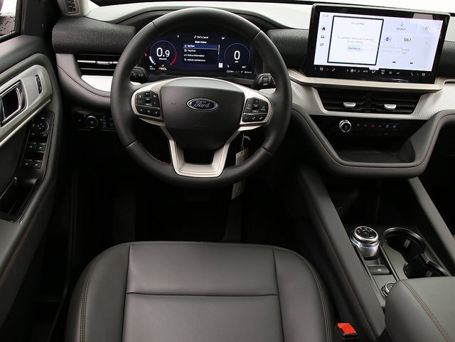 New 2026 Ford Explorer Active image 15