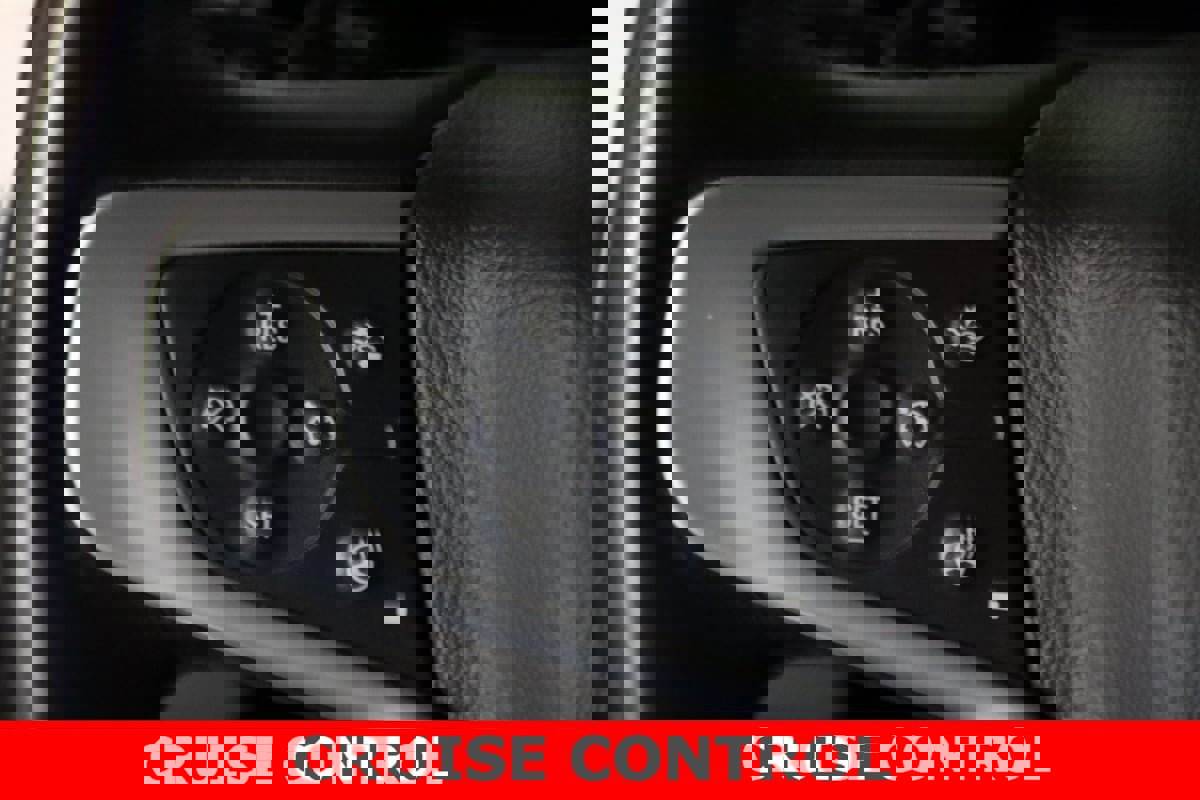 Used 2017 GMC Yukon SLT image 17