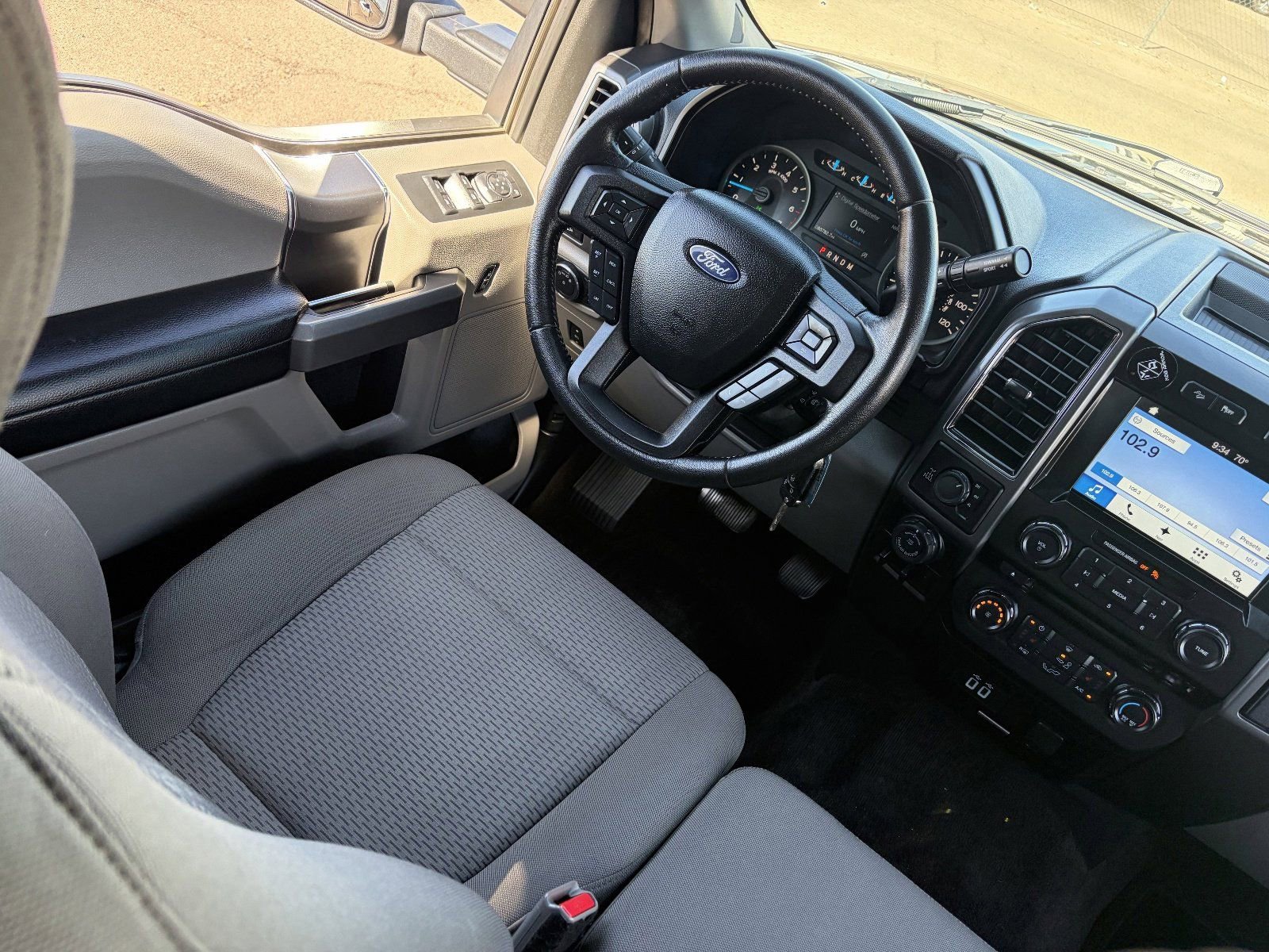 Used 2017 Ford F150 XLT w/ Equipment Group 302A Luxury AWD/4WD image 15
