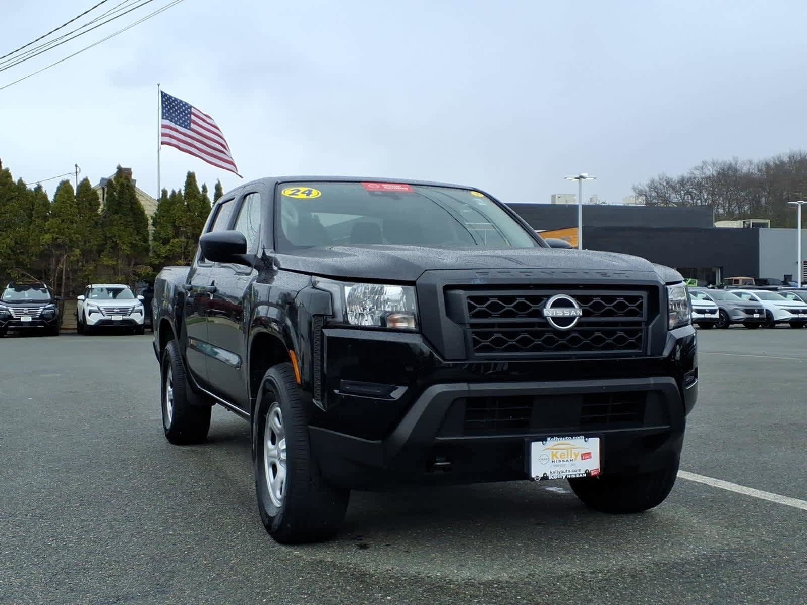 Certified 2024 Nissan Frontier S image 3