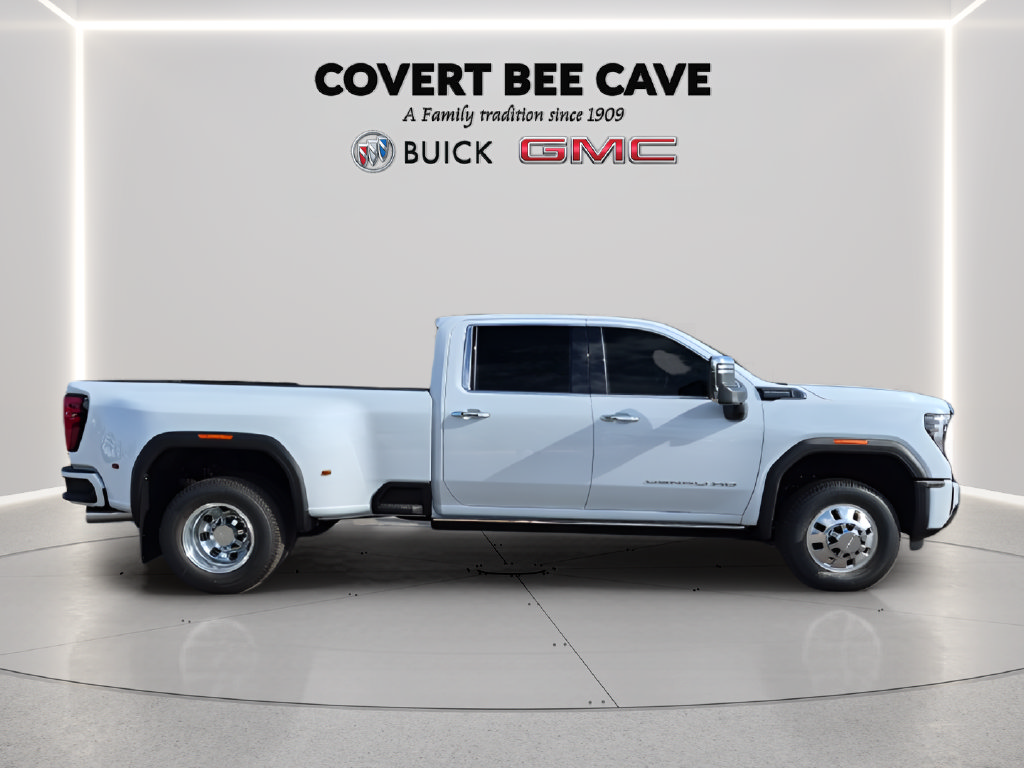 New 2026 GMC Sierra 3500 Denali Ultimate AWD/4WD image 11