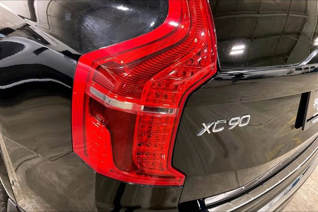 Certified 2024 Volvo XC90 B6 Ultimate w/ Protection Package Premier image 34