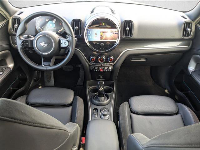 Used 2023 MINI Cooper Countryman S w/ Signature Upholstery Package image 19