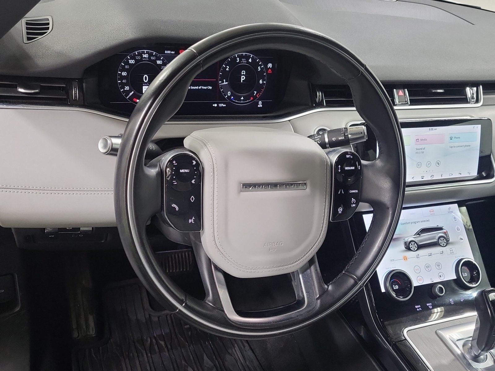 Used 2020 Land Rover Range Rover Evoque SE AWD/4WD image 12