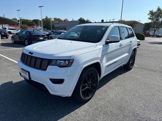 Used 2019 Jeep Grand Cherokee Altitude