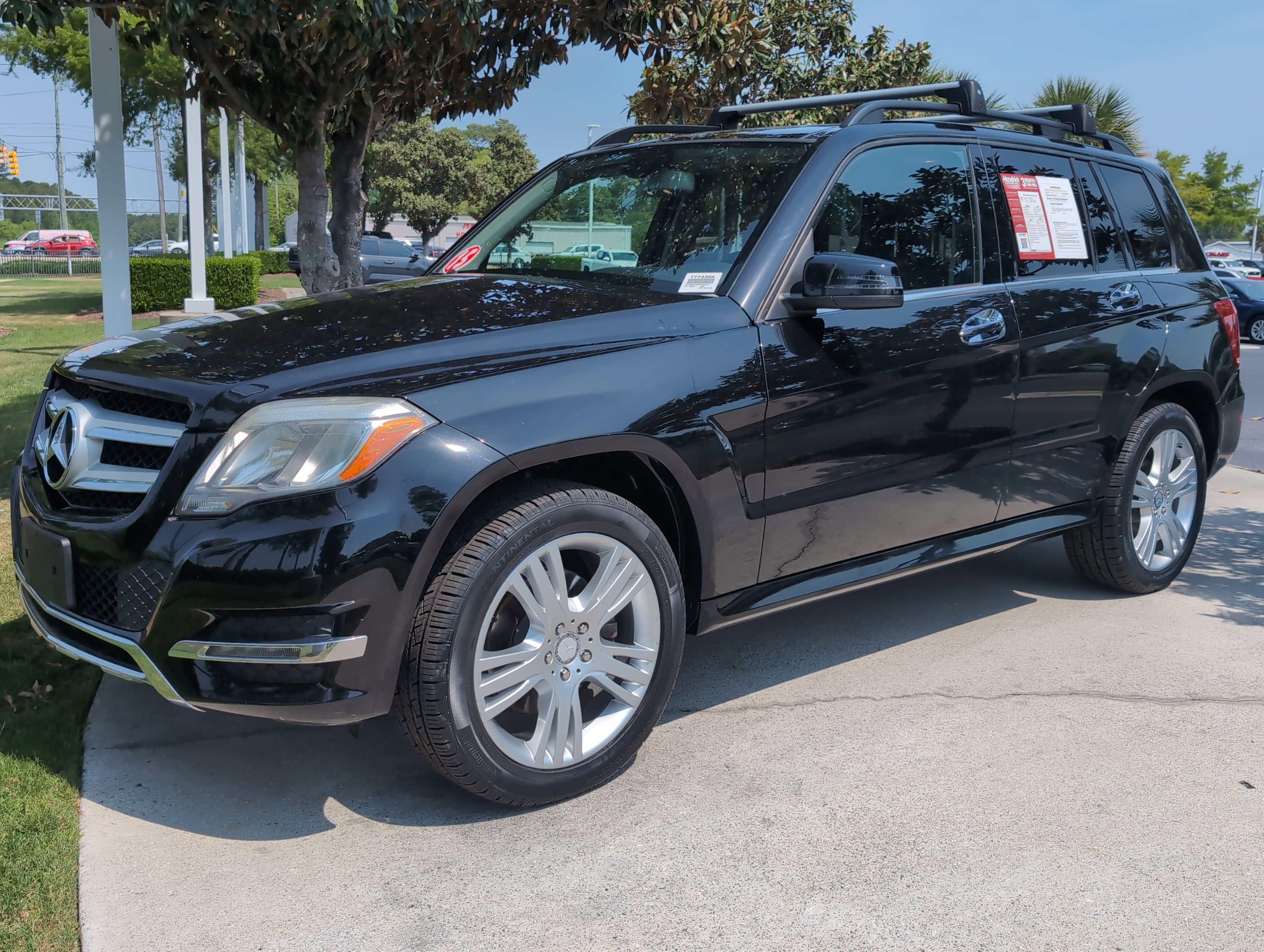 Used 2015 Mercedes-Benz GLK 350 4MATIC image 5