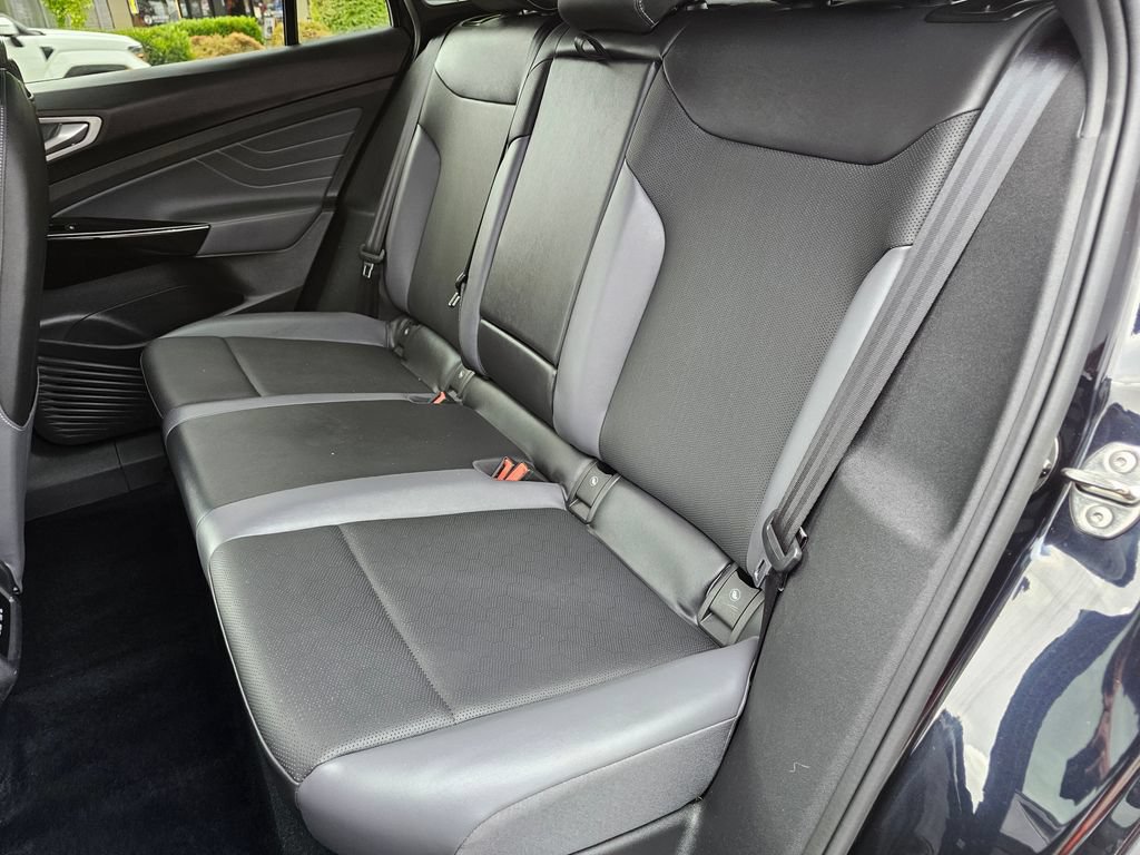 Used 2023 Volkswagen ID.4 Pro S RWD image 20
