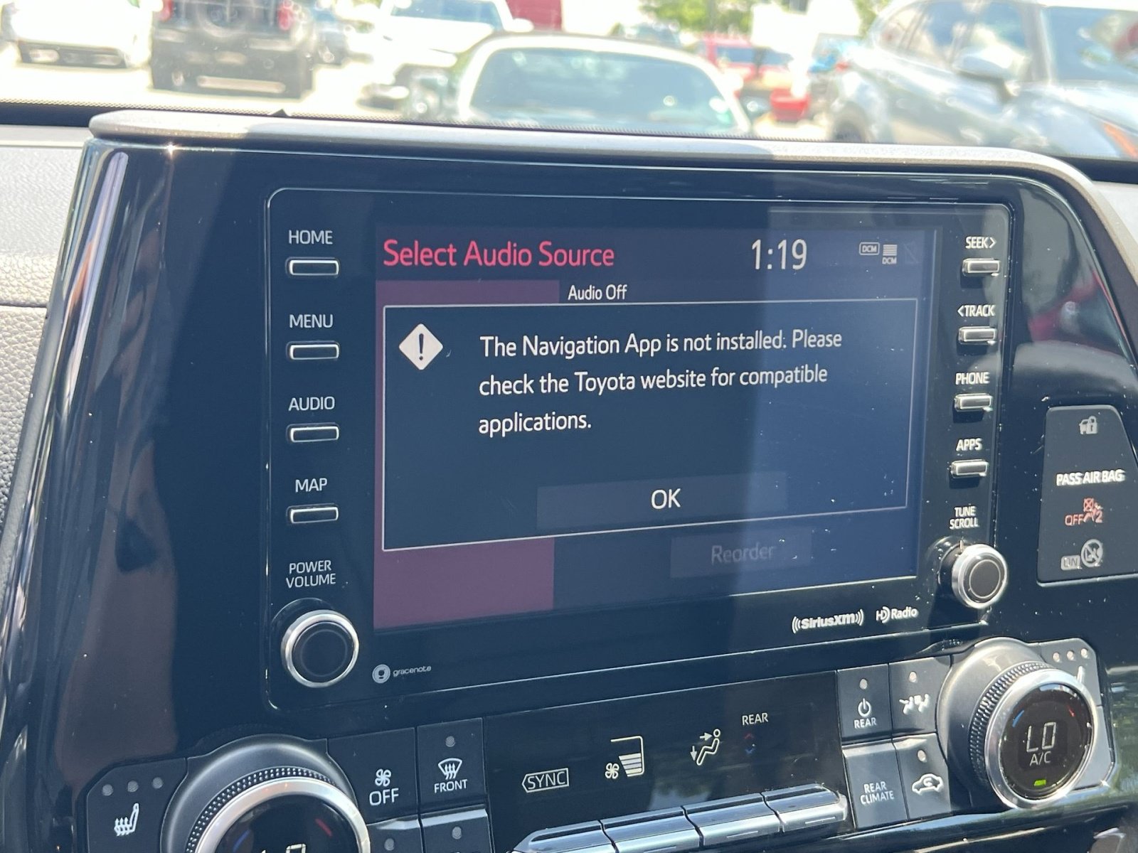 Used 2021 Toyota Highlander XLE AWD/4WD image 20