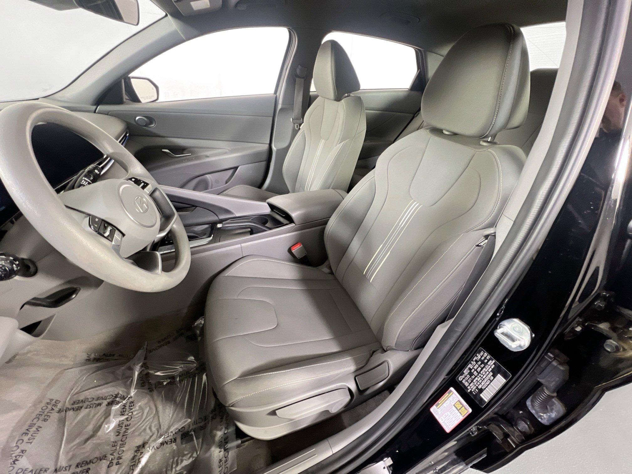 Used 2024 Hyundai Elantra SEL image 20