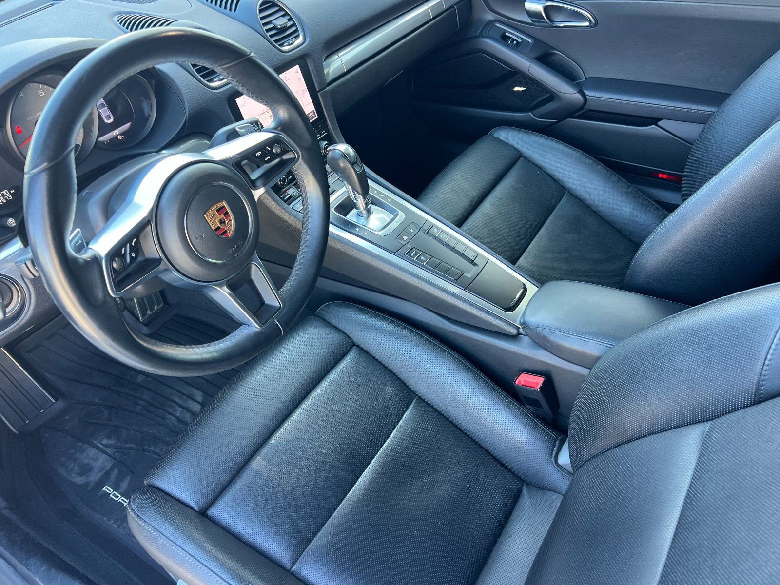 Used 2017 Porsche 718 Cayman S image 10