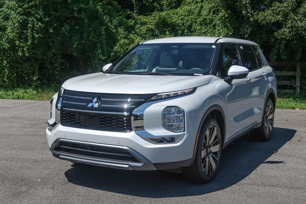 New 2026 Mitsubishi Outlander SE FWD image 4